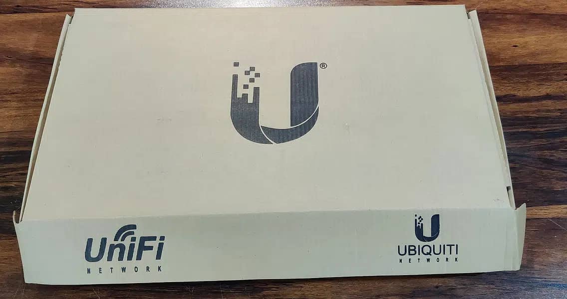Ubiquiti/UniFi/Security/Gateway/USG-Pro-4 (Opend Box) 3