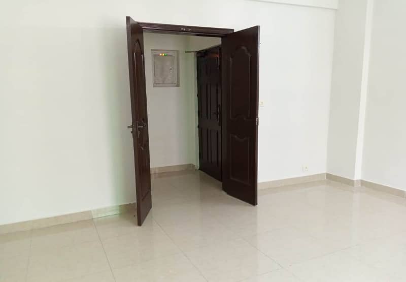 1st Floor 3-Bed Apartment Available for Sale in Askari 11 Lahore 2