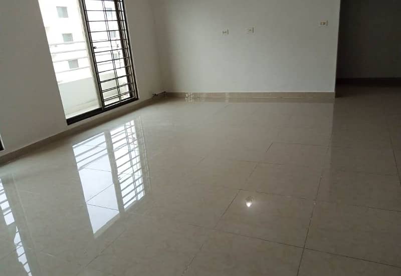 1st Floor 3-Bed Apartment Available for Sale in Askari 11 Lahore 18