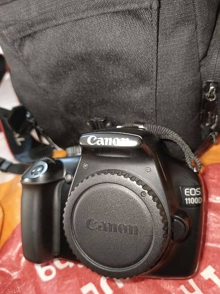 Canon EOS 1100D 0