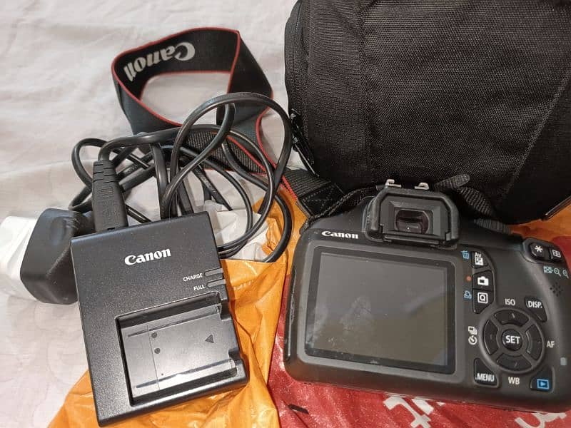 Canon EOS 1100D 4