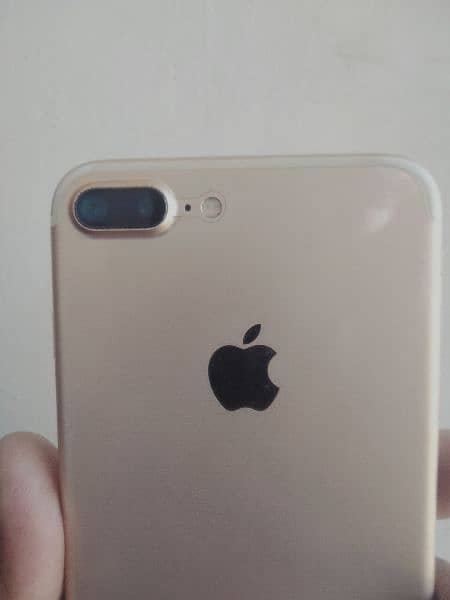 Iphone 7plus very good in condition, without box 5