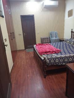 Room for Daily Rent Park view hostel 585 Airline Society Lahore