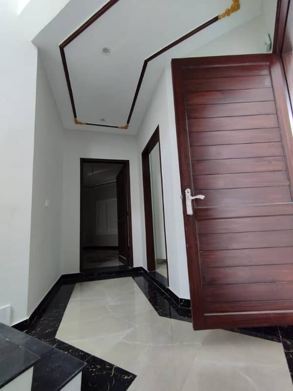10 Marla Brand New House For Sale Iqbal Avenue Lahore 12