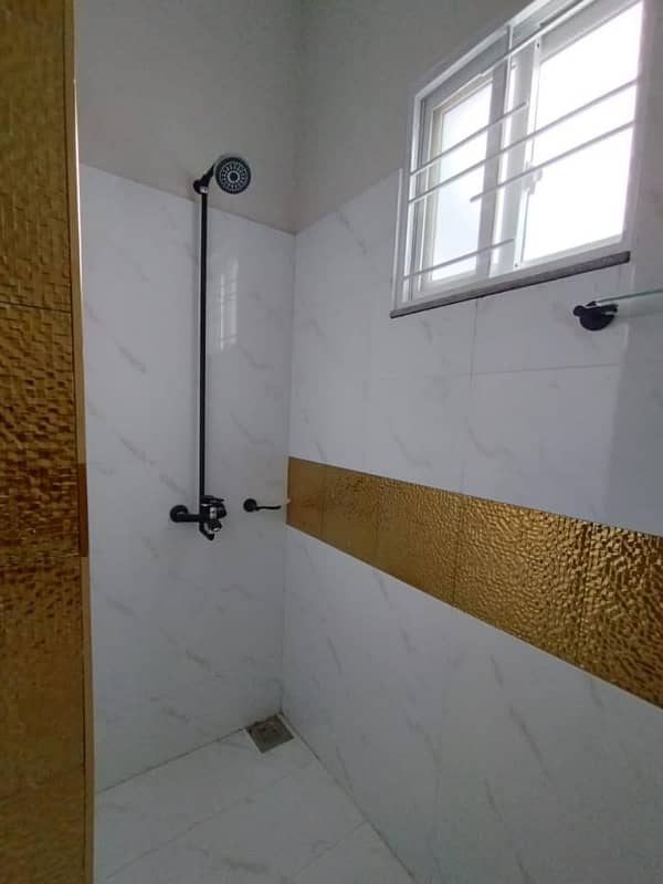 10 Marla Brand New House For Sale Iqbal Avenue Lahore 18