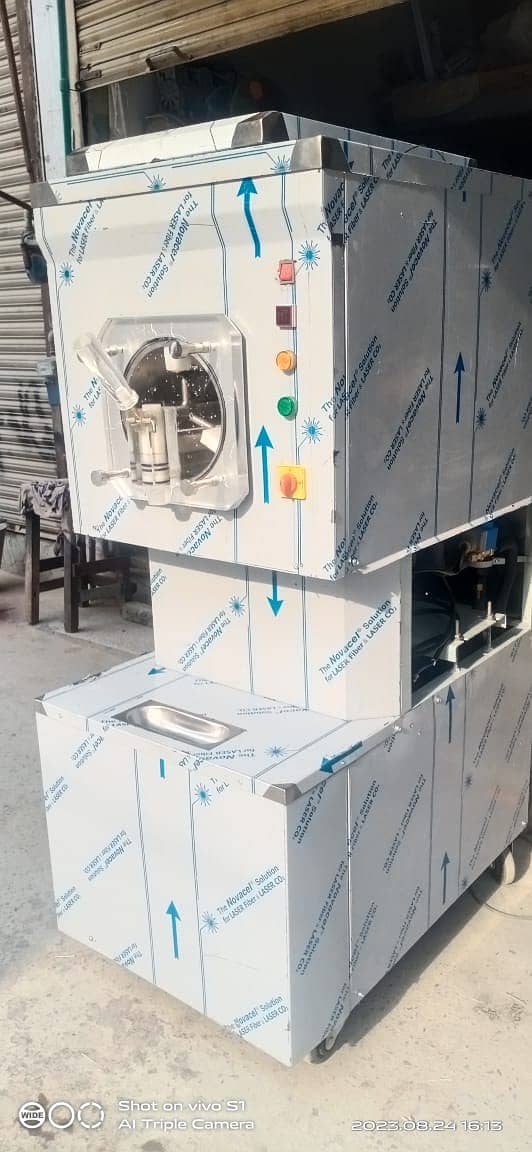 CONE ICE CREAM MACHINE / SLUSH MACHINE / ICE CREAM MACHINE for sale 0