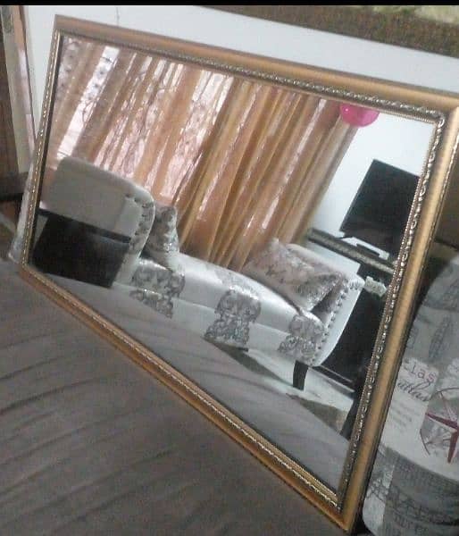 'very beautiful heavy big Arcylic walll mirror available03335138001 0