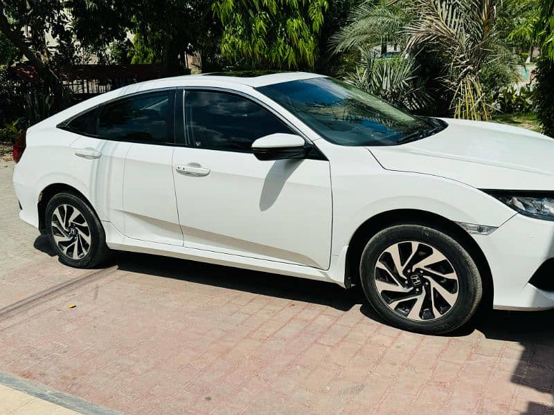 Honda Civic Ivtec Orieal Tottaly Orignal Good Comdition 2017 Model 12