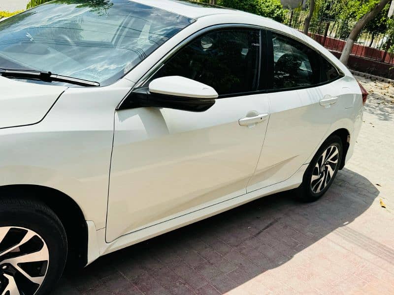 Honda Civic Ivtec Orieal Tottaly Orignal Good Comdition 2017 Model 14