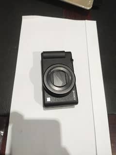 Sony ZV1 in 10/10 condition vlogging camera
