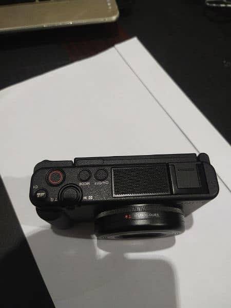 Sony ZV1 in 10/10 condition vlogging camera 2