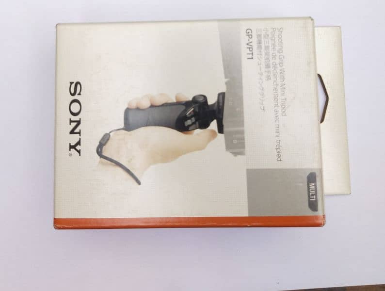 Sony ZV1 in 10/10 condition vlogging camera 8