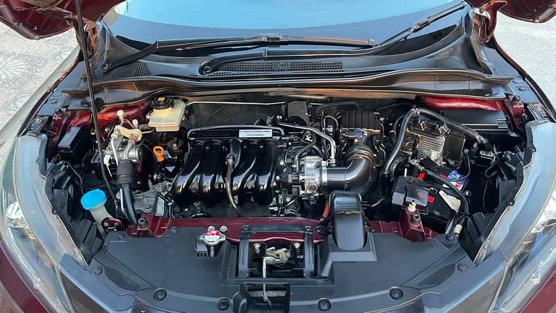 Honda Vezel Hybrid Z sensing 2019 import first owner car 7