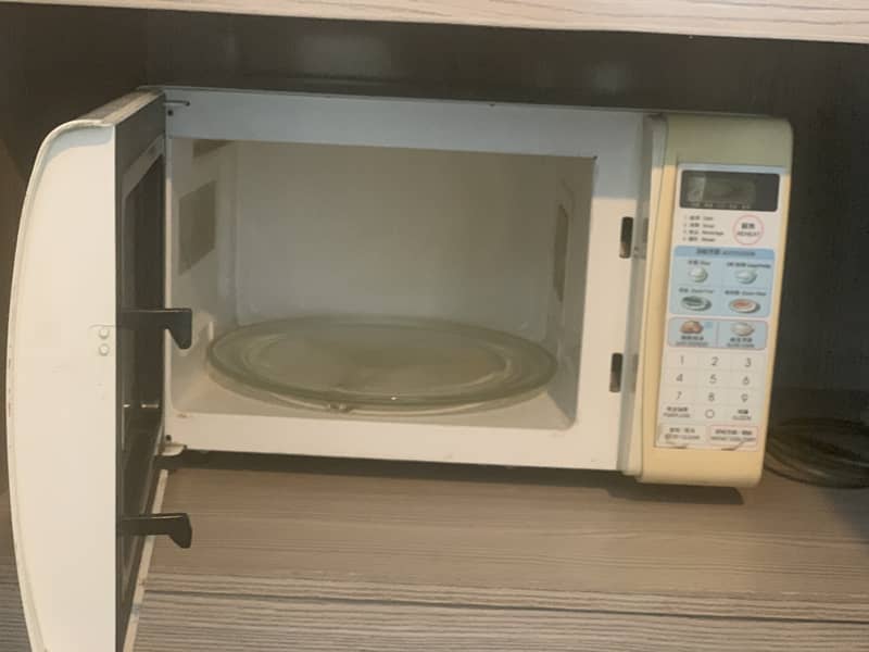 Sharp Microwave in cheap price 2