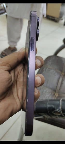 Apple iphone 14 pro max Purple colour 3