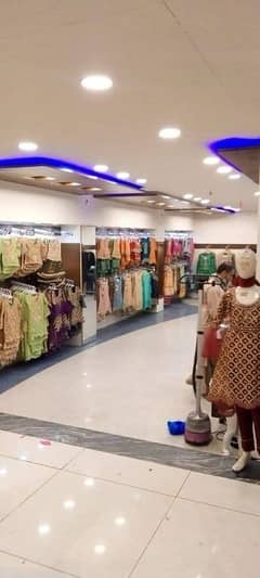 SHOP FOR SALE IN FORTRESS STADIUM TOTAL AERA (1700 SQ)""( 850 SQ) iS ON GROUND AND (850 SQ) FIRST FLOOR THIS SHOP IS LOCATED IN BLOCK A AND SHOP NUMBER IS 14 A