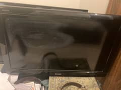 shark plasma tv in good condition