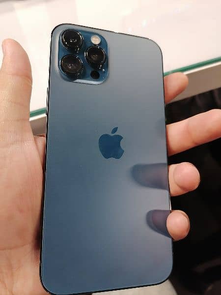 iPhone 12 pro max 128gb colour Pacific blue 6