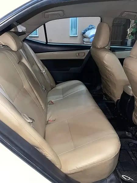 Toyota Corolla Altis Automatic 1.6 2017 12