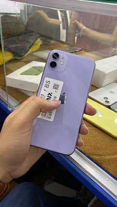 iphone 11 64GB Purple/Red/Black Factory Unlock 4 months sim time