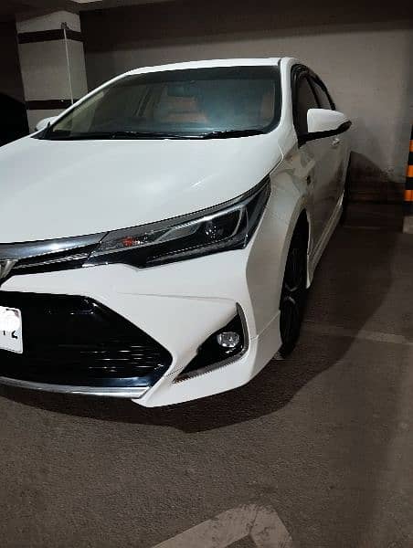 Toyota Corolla Altis Grande Model 2021 White Low Mileage 8