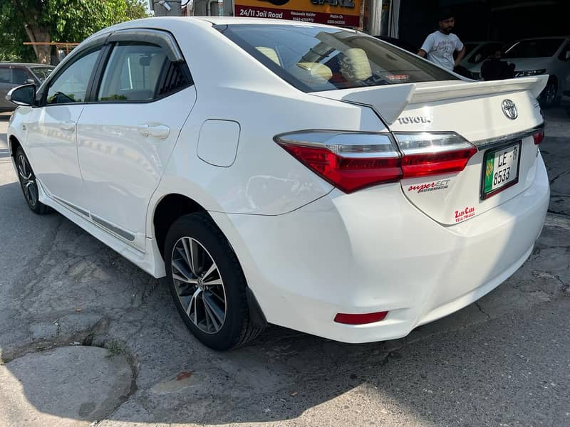 Toyota Corolla Altis 1.6 automatic model 2018 register 2019 7
