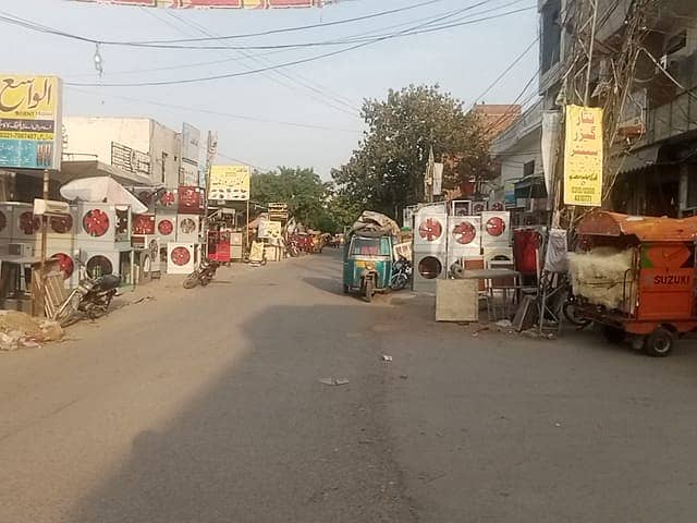SHOP FOR SALE AT VERY PRIME LOCATION KASHMIR ROAD TOWNSHIP LAHORE 4