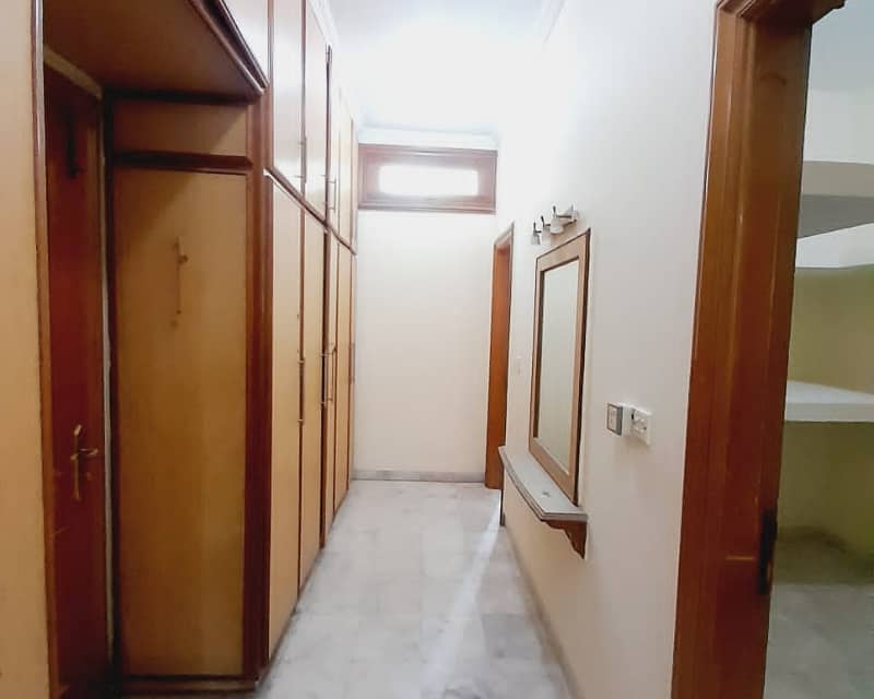 1 Kanal Full House Available For Rent In DHA Phase 3 Lahore 5