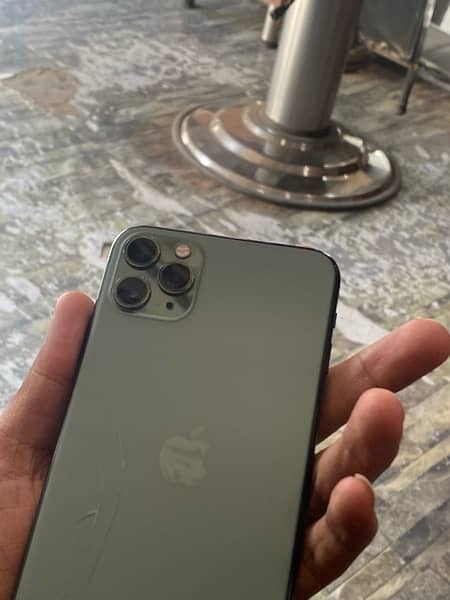 Iphone 11 pro max 64GB Cantt  factory unlocked 3