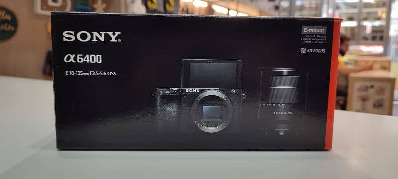 SONY A6400 WITH 18-135mm LENS 
WITH BOX 1