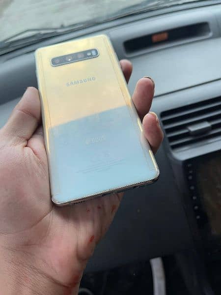 pta approved  Samsung s10 plus 8gb 128ram all okonly phone and charger 4