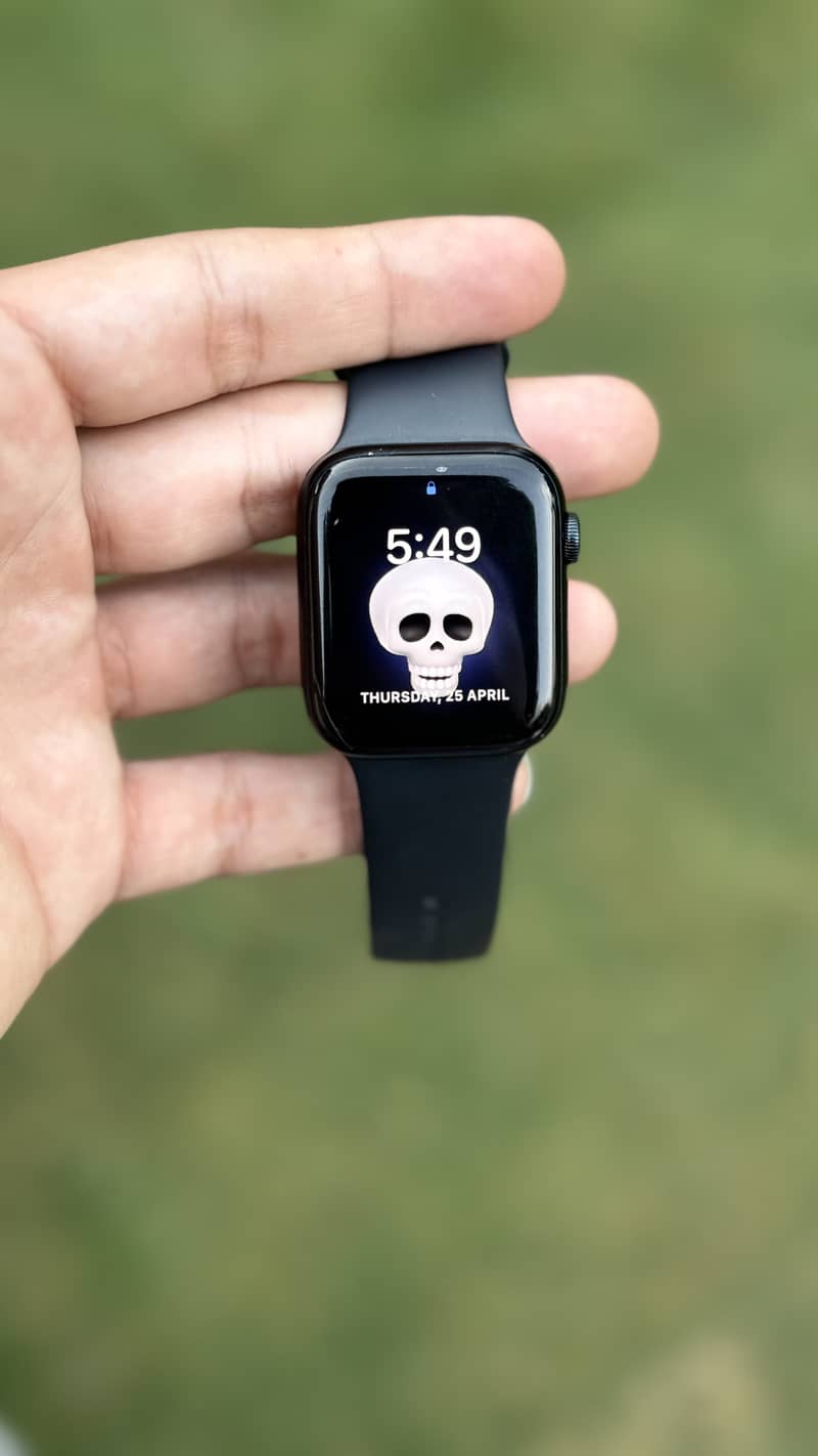 Apple watch SE (2nd Generation) 3