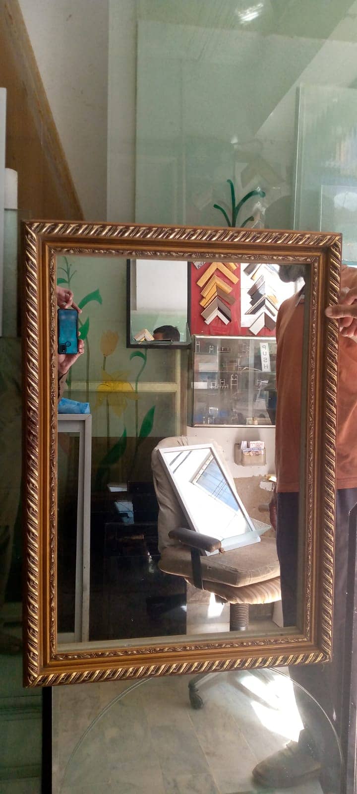 Beautiful Golden Mirror Frame (Size 2ft x 3ft) 1