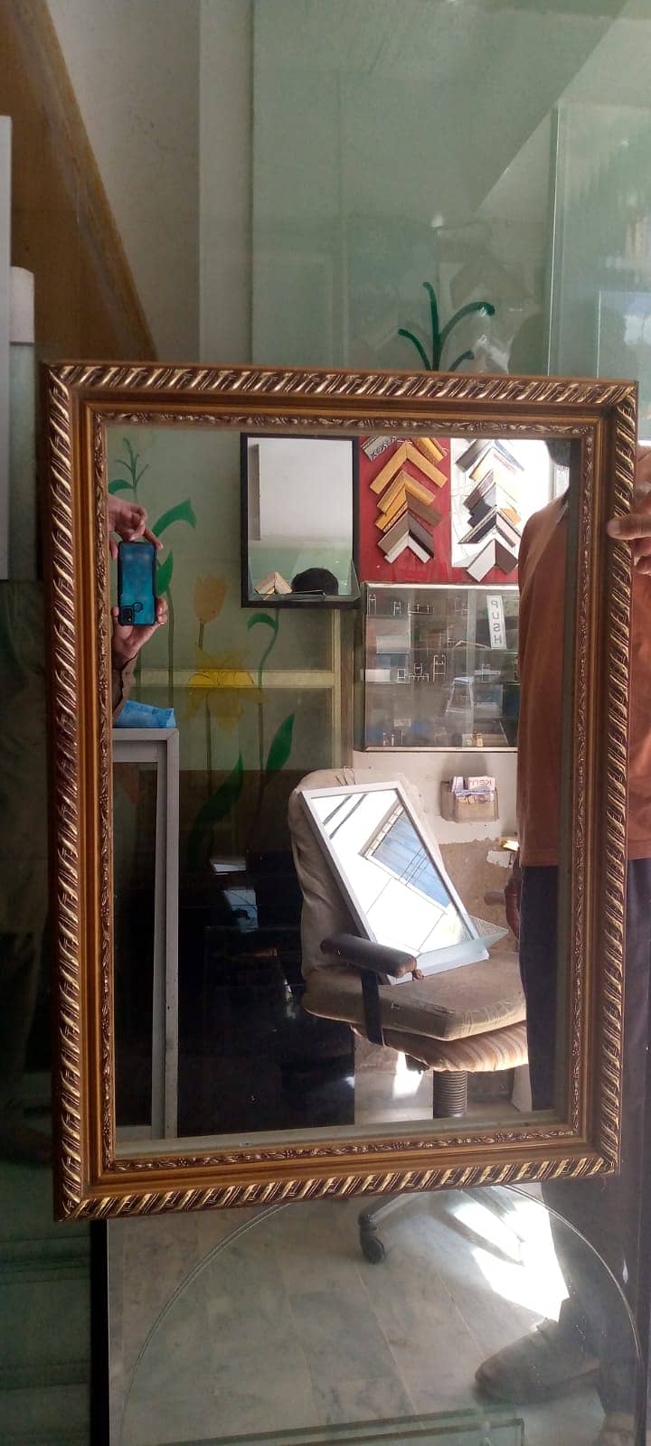 Beautiful Golden Mirror Frame (Size 2ft x 3ft) 3