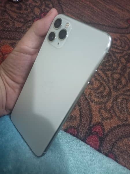 iphone 11 pro max . pta approved 0