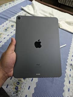 Apple Ipad Air 4 64 Gb Wifi with apple pencil 2 ,with box and charger