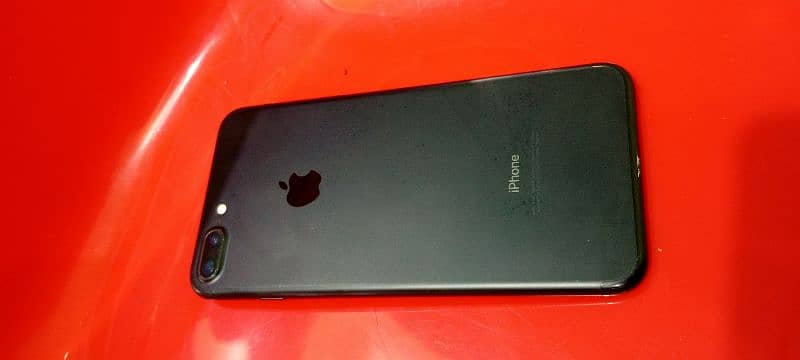 apple iphone 7 plus 128GB PTA approved 4