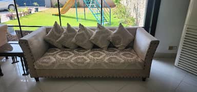 5 seater sofa set for sale.