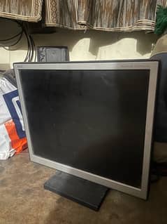LCD Monitor for sale final price
