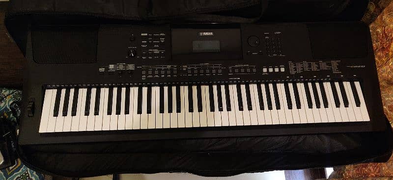 Yamaha ew410 keyboard 1
