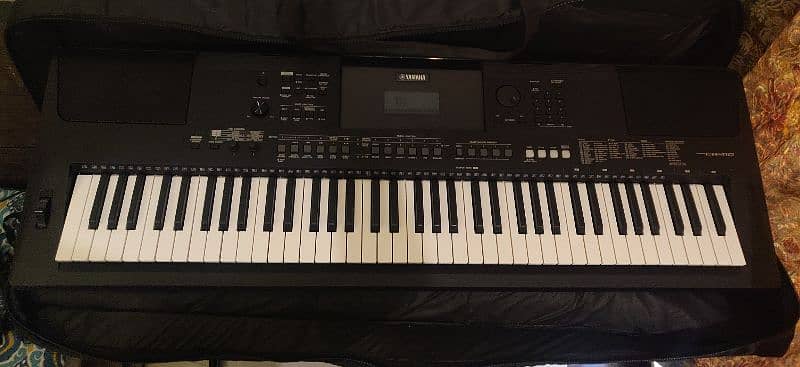 Yamaha ew410 keyboard 2