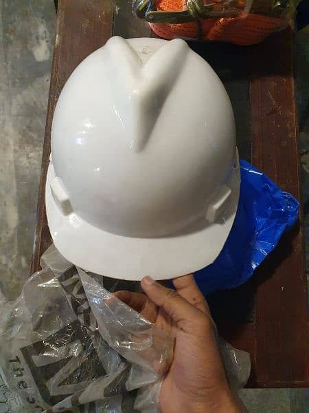 safety helmet 0