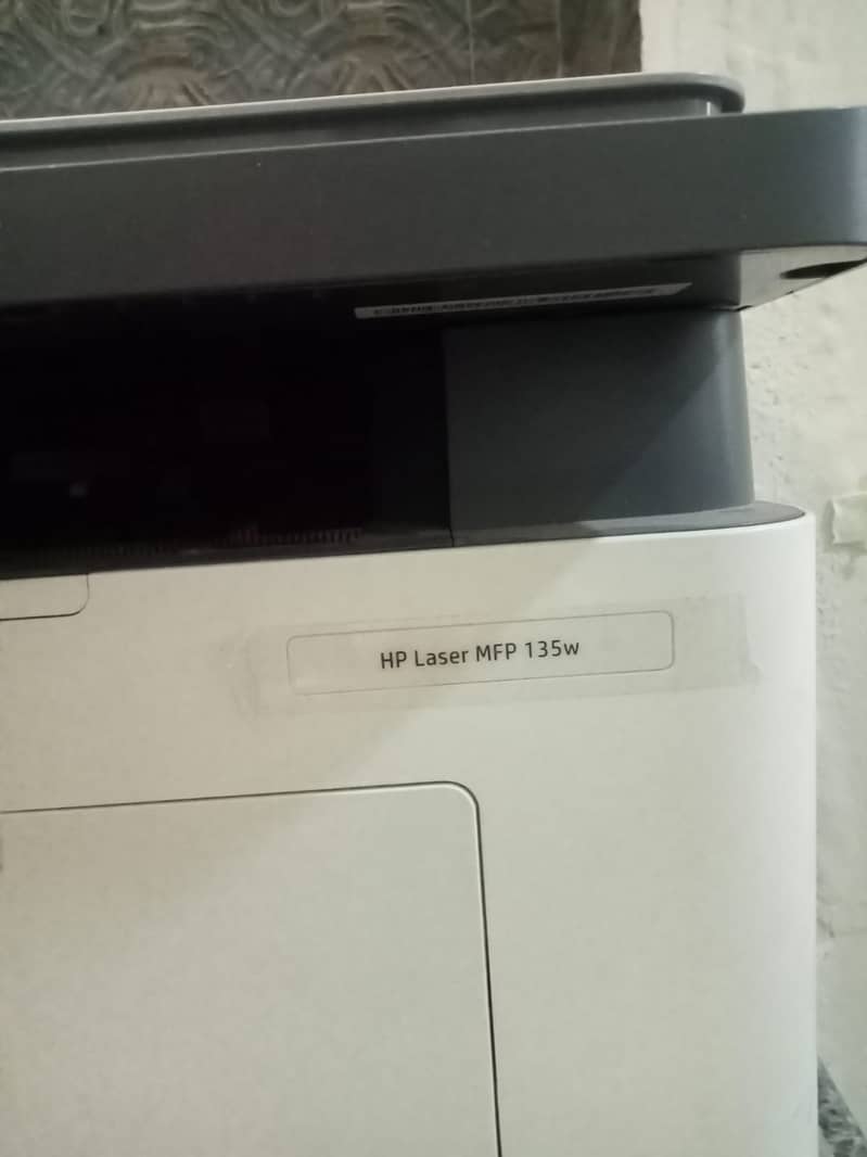 HP Laser MFP 135w Printer + Scanner 2