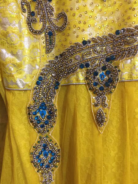 embroidery design yellow frock 1