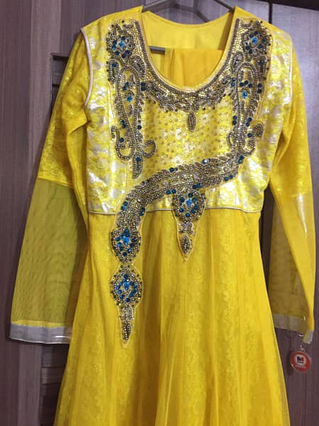 embroidery design yellow frock 2