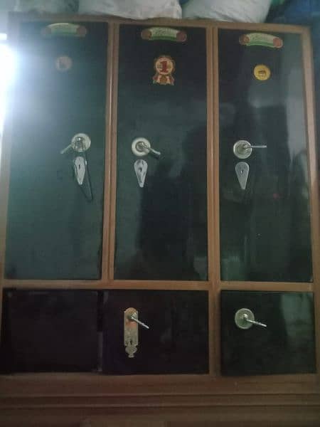 Wardrobe with 3 Sections 1
