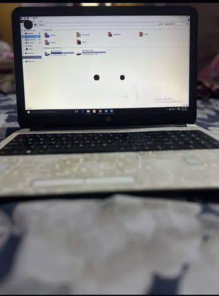 I am selling my HP laptop Core i5 5th generation 1