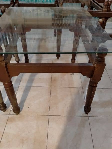 table with mirror 2