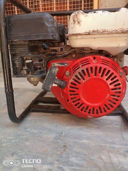 Pani wala generator for sale perfect condition Chalo ha 2