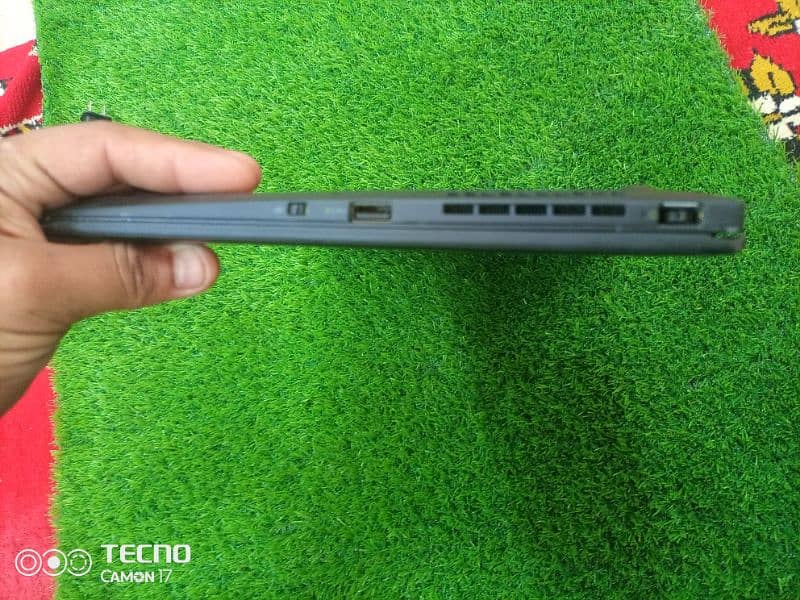 Lenovo Thinkpad X1 carbon 8 GB ram 128 m2 4